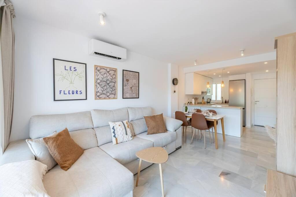 Apartment Beautiful 2-bedroom Flat - Pool And Paddle Court *